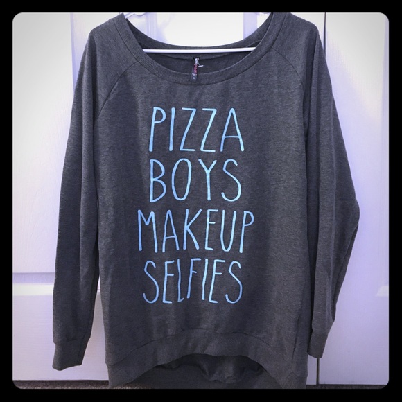 Cute oversize t-shirt by electric pink