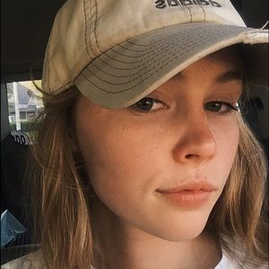 Meet your Posher, Tori