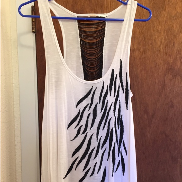 White and black tank top