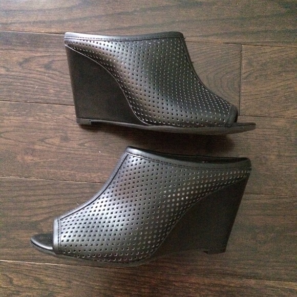 Christian Siriano Shoes - Chic Black Booties 🌿