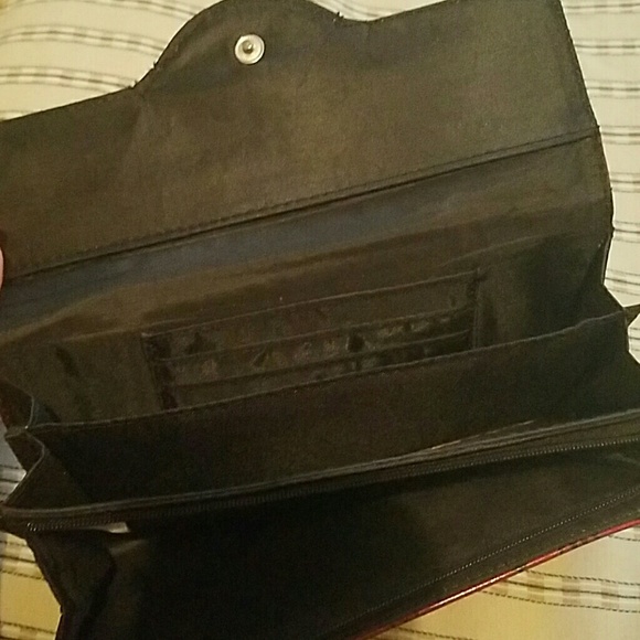 Wallet - Picture 3 of 4