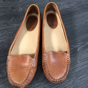 Brown Leather Cole Haan Flats