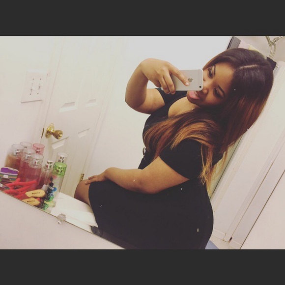 Meet your Posher, Alexis