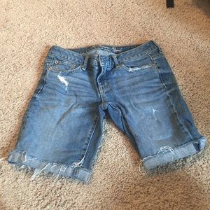 American eagle size 4 jean bermuda shorts