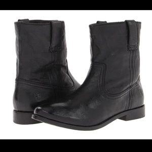 navy blue FRYE anna shortie boots