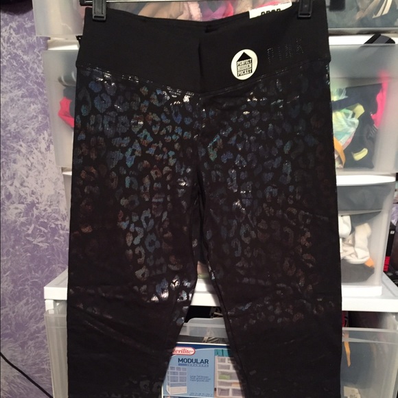 Leopard metallic crop leggings