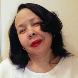 Meet your Posher, Cynthia