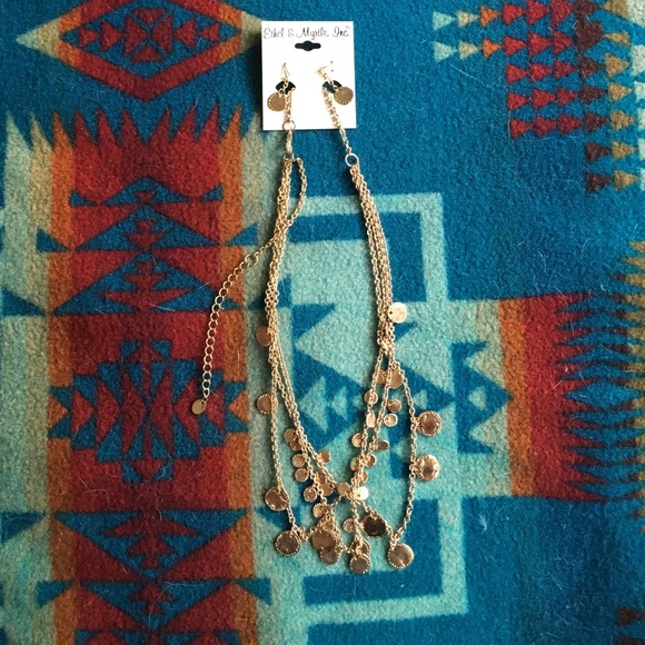 Ethel & Myrtle necklace and earring set!