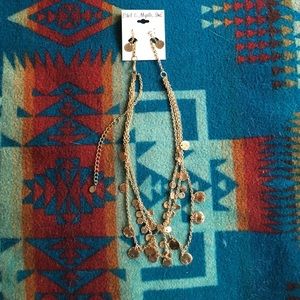 Ethel & Myrtle necklace and earring set!