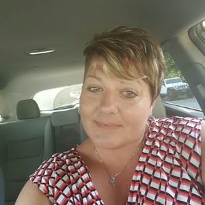 Meet your Posher, Stacy