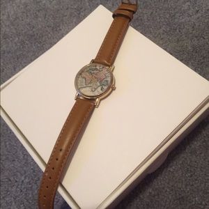 UO WORLD LEATHER WATCH