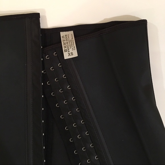 Latex Waist Trainer 9 Steel Bones - Picture 3 of 4