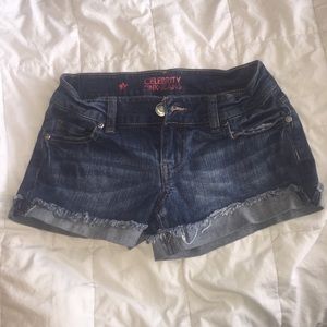 Celebrity Pink fold up Shorts