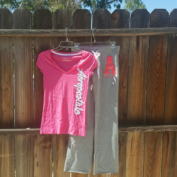 Aeropostale Sweats And Shirt