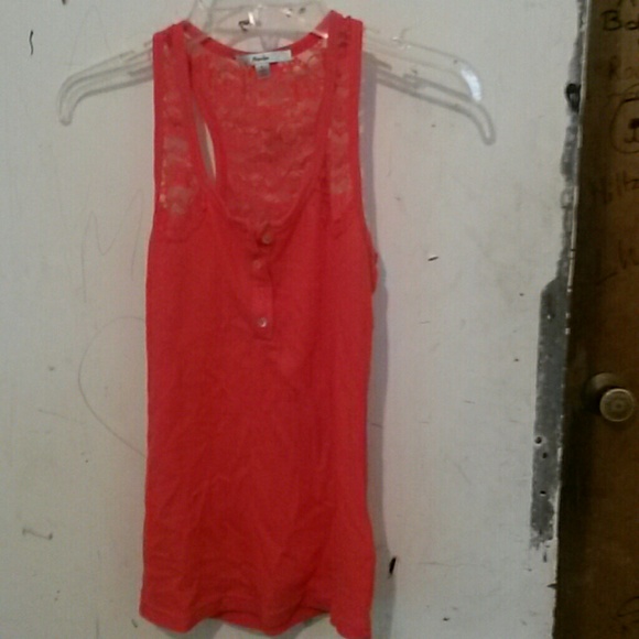 Pink tank top