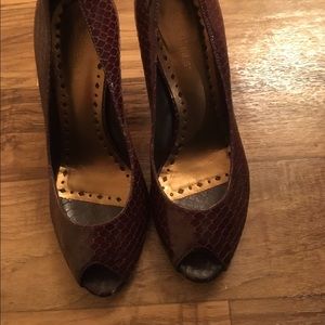 BCBG brown peep toe heels