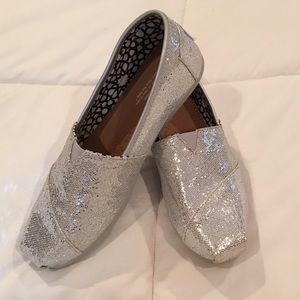 Silver sparkle Toms - size 8