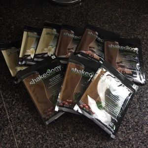 Shakeology! 8 individual packs!