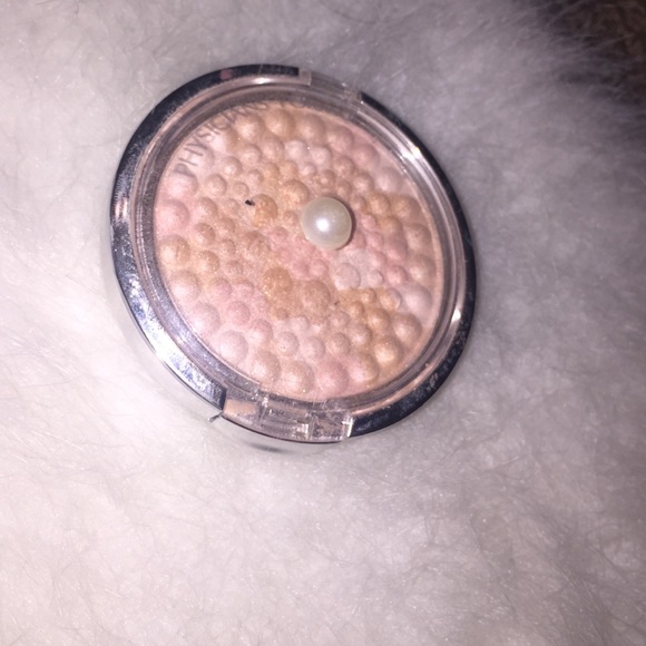 Physicians Formula highlighter