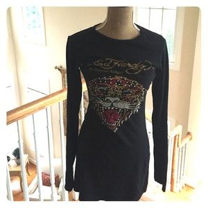 Long Ed Hardy casual long sleeve.