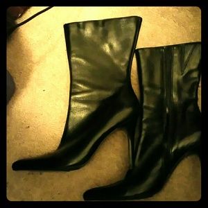Women's boots