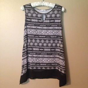 B&W tribal pattern tank top