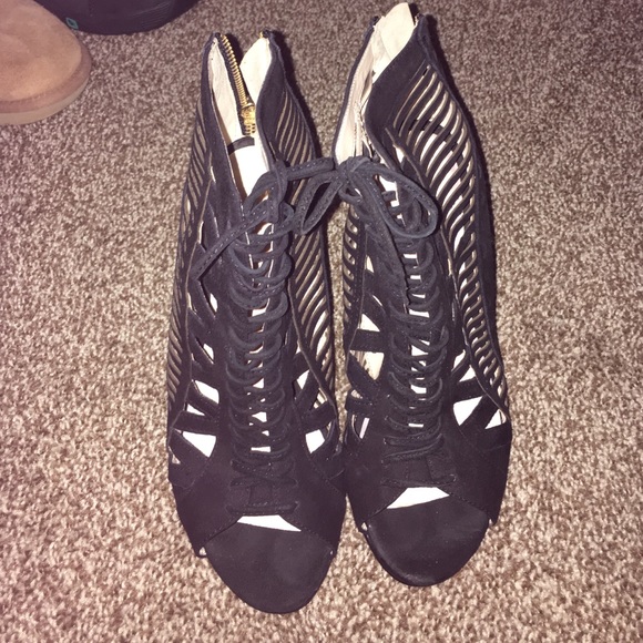 Nice west heels