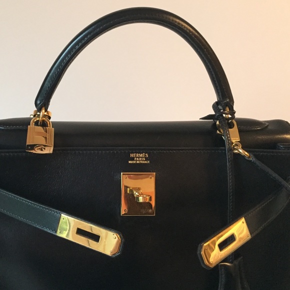 Authentic Hermes Kelly black boxcalf gold hardware - Picture 2 of 8
