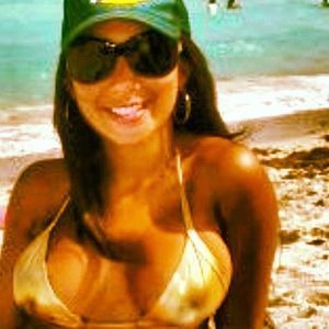 Meet your Posher, Daniela