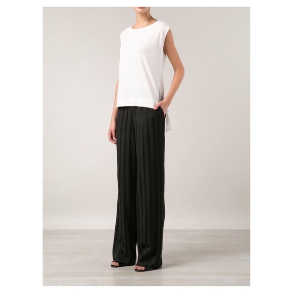 Theory Pants - Theory black trendy striped wide leg pants size 4 Theory Pants - Theory black trendy striped wide leg pants size 4