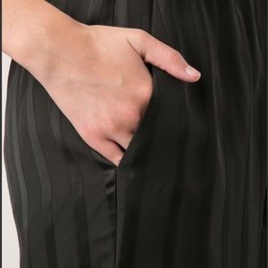 Theory Pants - Theory black trendy striped wide leg pants size 4 Theory Pants - Theory black trendy striped wide leg pants size 4