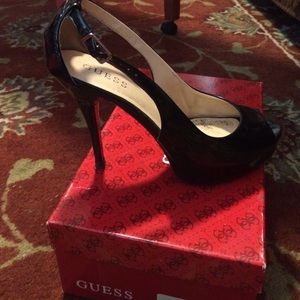 Guess pumps!