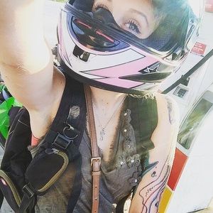 Meet your Posher, Olivia