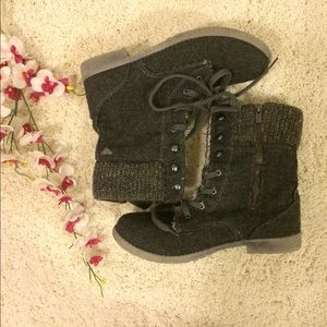 Roxy ankle boots