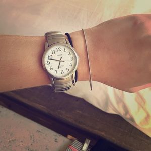 Timex silver watch. men or womens. never worn!