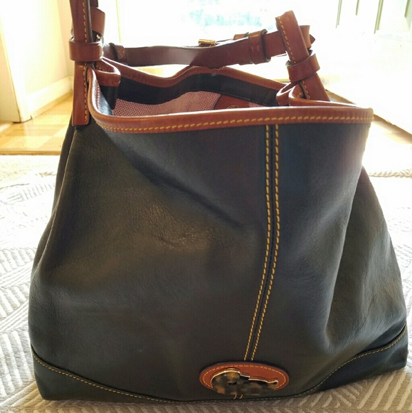 Dooney & Bourke black hobo vintage