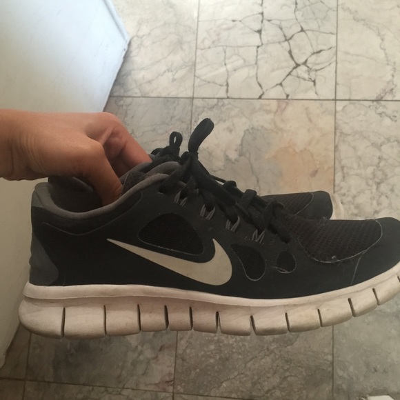 Nike Free Runs