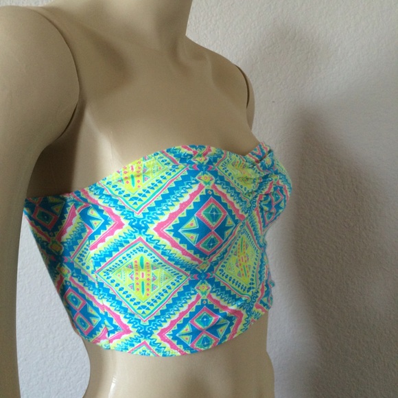4/$25 🛍 Nollie bralette/bandeau colorful print - Picture 3 of 5