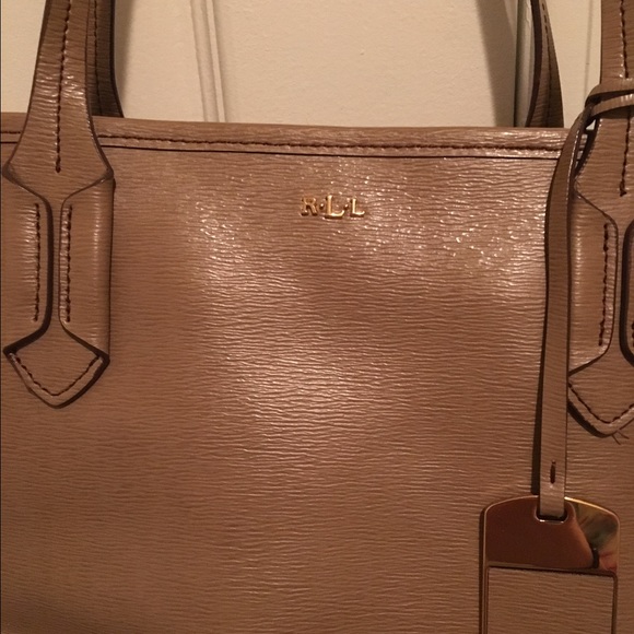 🎉🎉ONE DAY SALE! Ralph Lauren Tote!!❤️