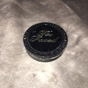 too faced cocoa powder foundation in fair