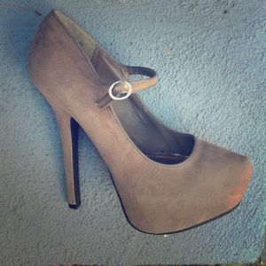 Anne Michelle stiletto