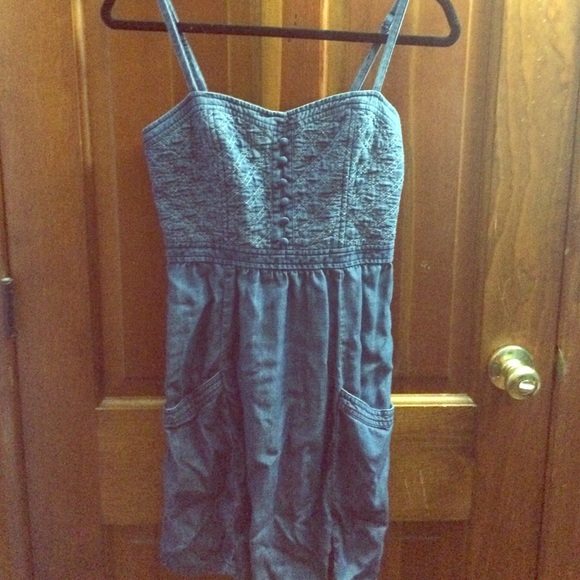 Denim dress with pocket - Picture 1 of 3