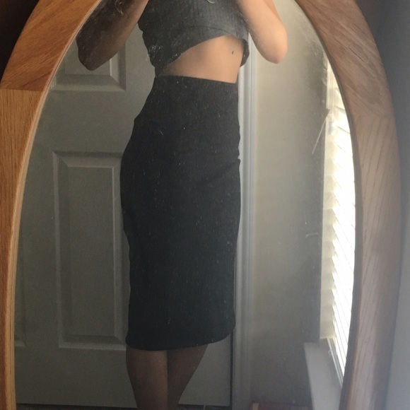Long black pencil skirt