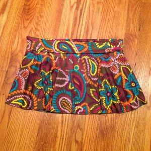 Victoria's Secret swim skirt cover up, size Large