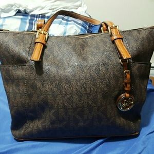 Micheal kors Jet Set tote Brown