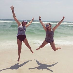 Meet your Posher, Olivia