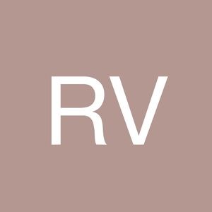 Meet your Posher, Radhika