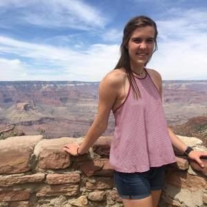 Meet your Posher, Macy