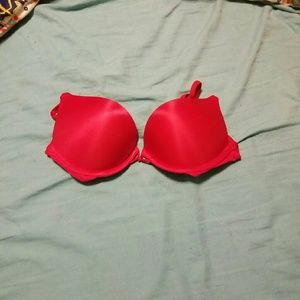 Victoria's secret bombshell bra