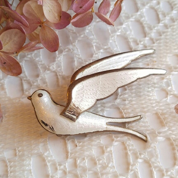 Vintage Jewelry - -keeping- NFS
